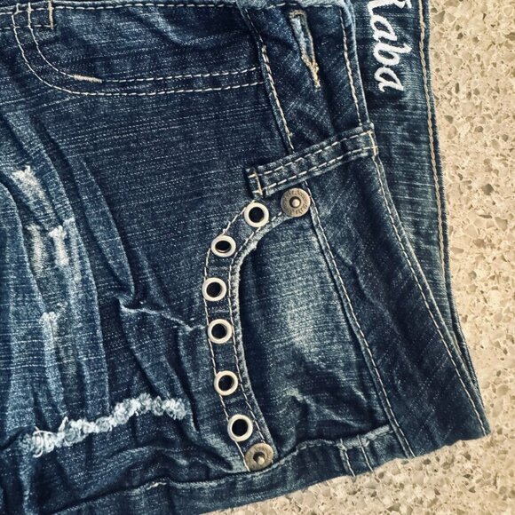 Kaba Distressed Jean Shorts - Women’s Juniors Size 1 ⭐👖 - Picture 3 of 4